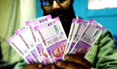 Reserve Bank of India Implements Measures to Withdraw Rs 2,000 Notes from Circulation