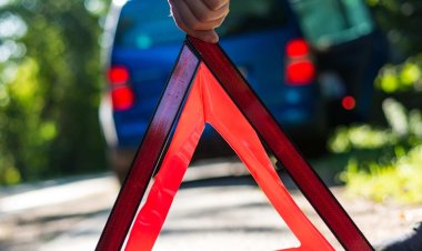 Bangladesh: seven die in ambulance fire