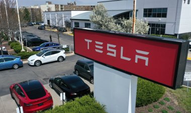 Tesla Directors Agree to $735 Million Settlement Over Allegations of Excessive Compensation