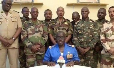 President detained in Nigeria military coup, international calls for order restoration