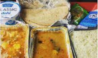 IRCTC Introduces 'Economy Khana' Affordable Meal Counters, Prices Start at Just ₹20