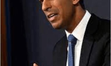 Rishi Sunak, Falling energy bills grab UK election spotlight