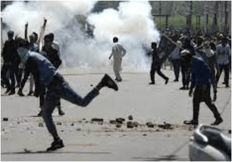 Pakistan Urgent Call: Violence in Occupied Kashmir Sends Vital Signal for Islamabad's Action