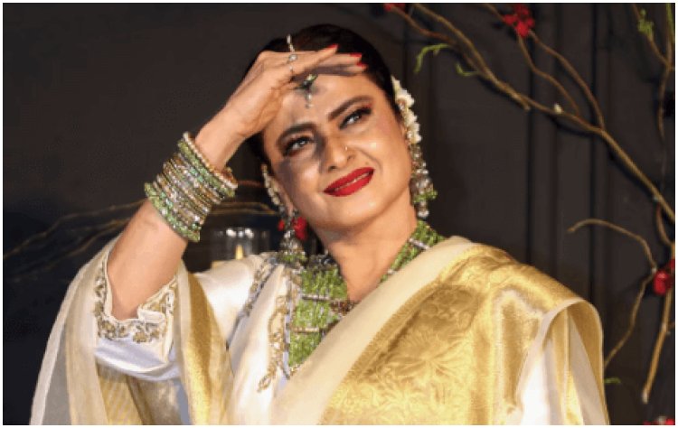 Rekha’s Grand Return: Bollywood Icon to Shine at 2024 IIFA Awards During Emirati Women’s Day Celebrations