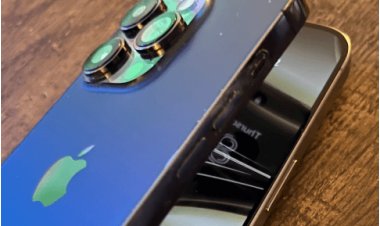 Apple Revolutionizes Tech: iPhone 16 Foldable Model Rumored to Debut in 2025 with Game-Changing Features